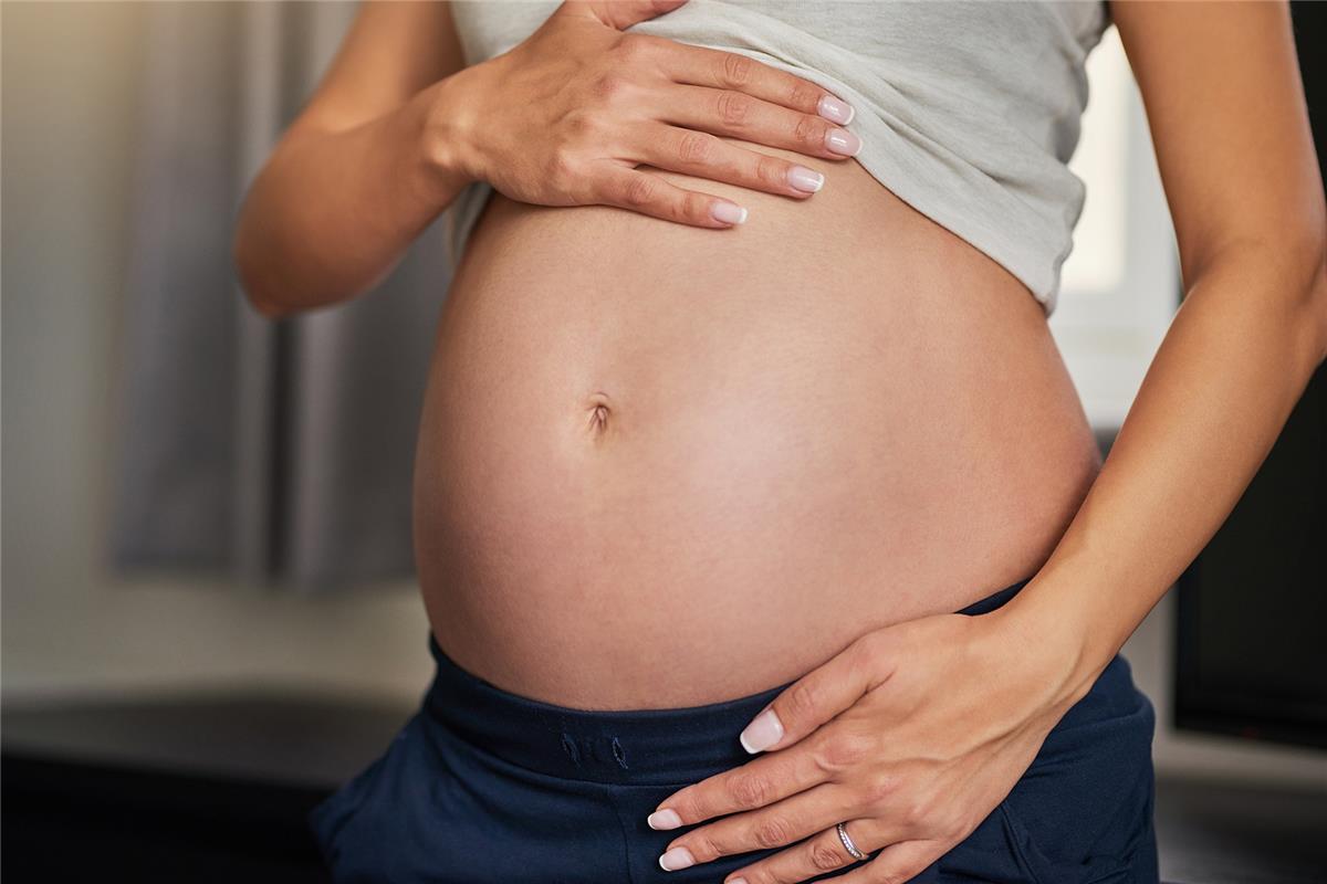 ¿Cómo prevenir las estrías durante el embarazo?