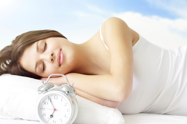Dormir bien es bueno para tu piel 